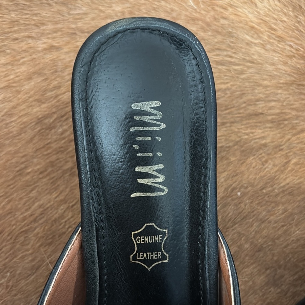 Mi.iM Black Pointed-Toe Mules Sleek Minimalist Design - Picture 5 of 6